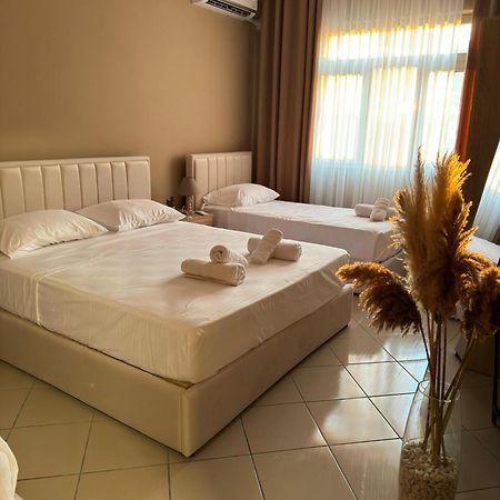Erli Apartment Shkoder Luaran gambar